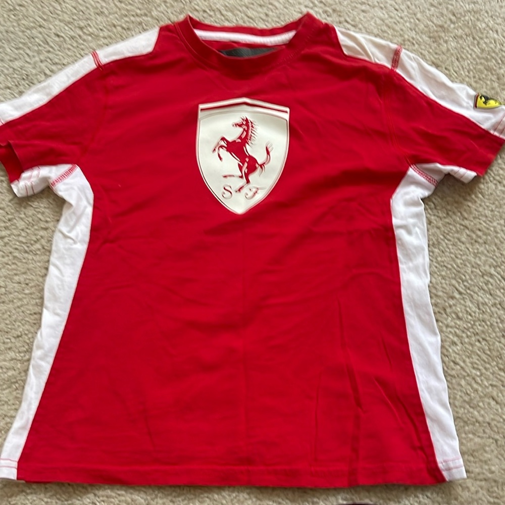 ❤️❤️Ferrari Shirt size 7/8Y❤️❤️